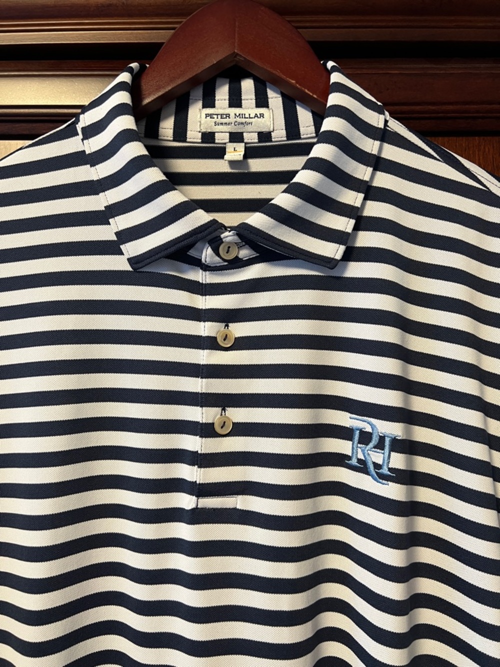 Like New Peter Millar Rolling Hills Country Club Navy & White Striped Golf Polo!